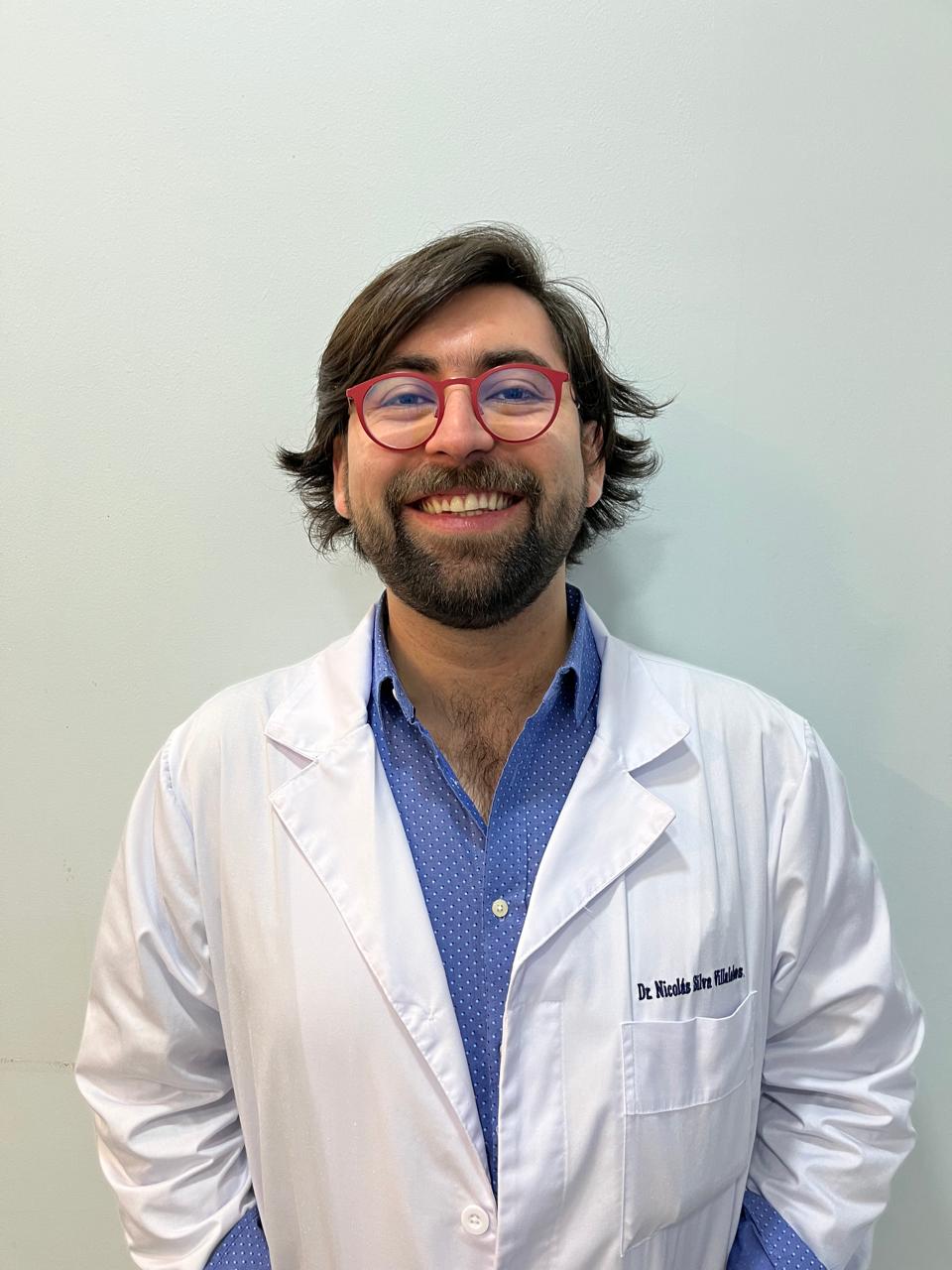 Dr. Nicolás 